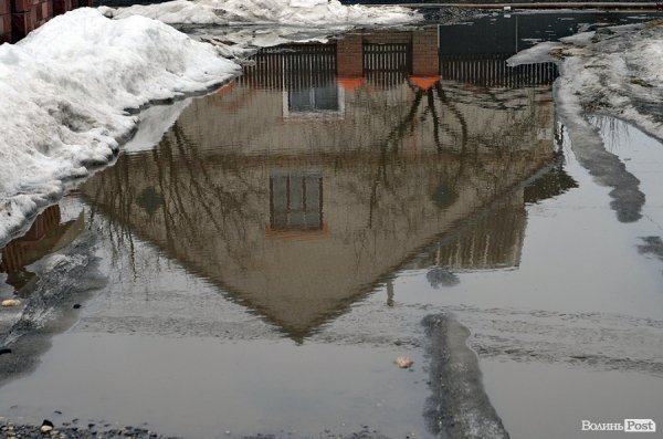 Через відлигу «плаває» приватний сектор у Луцьку. ФОТО