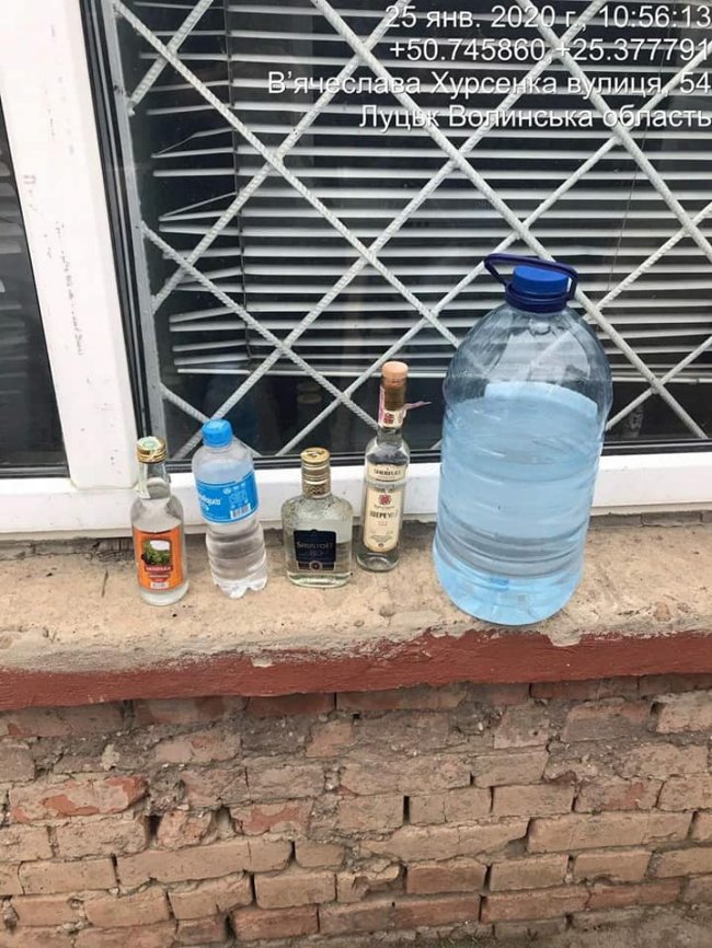 У Луцьку виявили три «точки», де незаконно торгували алкоголем 