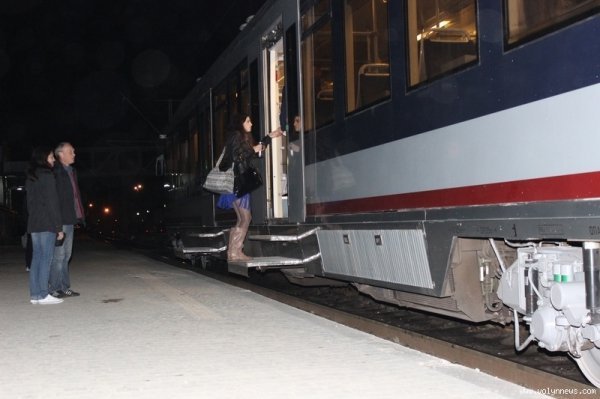 Їздити рейковим автобусом до Львова лучани не поспішають. ФОТО