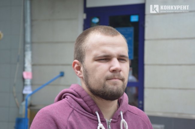 «Мені не заважають»: що думають лучани про авто на єврономерах