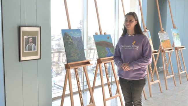 У Луцьку відкриють виставку картин ветерана з ампутаціями обох рук