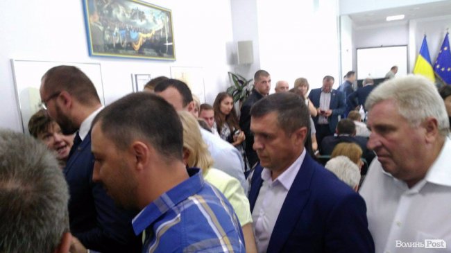 Підприємці перекрили дорогу перед Луцькрадою