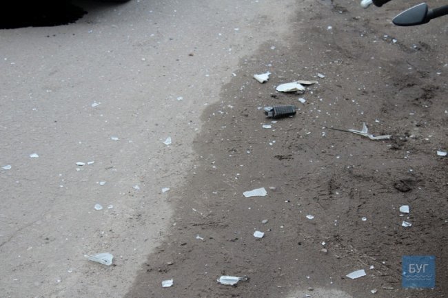 Аварія у Нововолинську: жінки на мотоциклі зіткнулися з автівкою