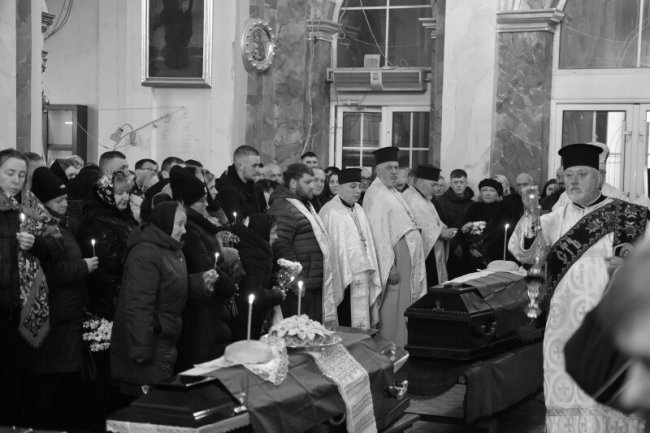 У Луцьку поховали трьох захисників, які загинули, захищаючи Україну