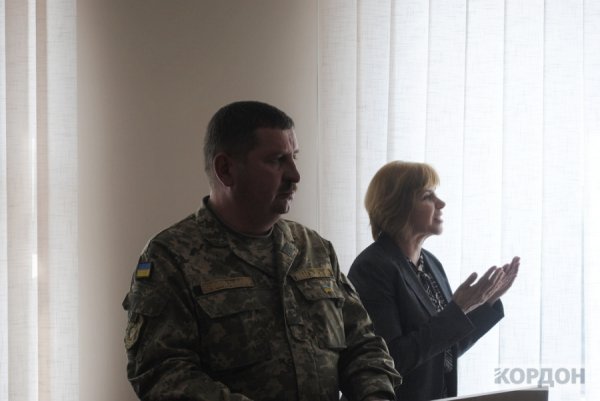 На Волині начальник виконавчої служби району розгромив будинок учасника АТО. ФОТО