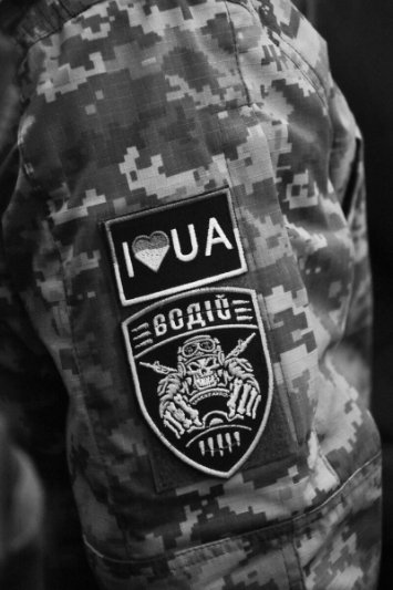 У Луцькій громаді провели в останню дорогу Героїв Валерія Семенюка та Анатолія Мерчука. ФОТО