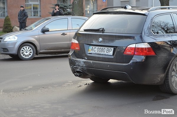 У Луцьку ‒ потрійна аварія. ФОТО