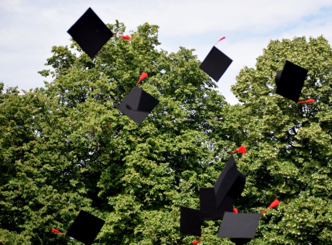 Випускники Луцького національного технічного університету вишу отримали дипломи. ФОТО