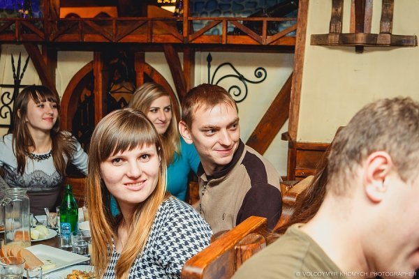 Як у Луцьку під час «Вечірки.UA» відбувалися «вибори». ФОТО