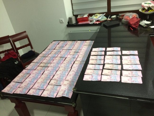 Крали нафту з нафтопроводів: на Волині викрили озброєну групу злочинців. ФОТО