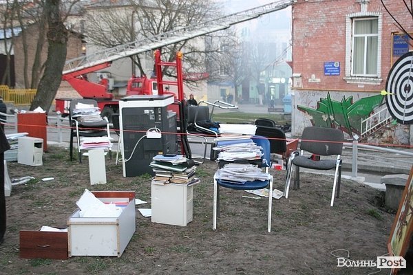 Пожежа в центрі Луцька. ФОТОРЕПОРТАЖ