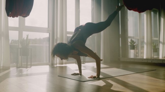 «Ми творимо своє завтра»: клієнти «Інвестора» знялися у ролику про спільну із забудовником філософію* 