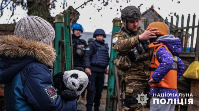 Виповнився рік, як «Білі янголи» рятують людей з-під обстрілів