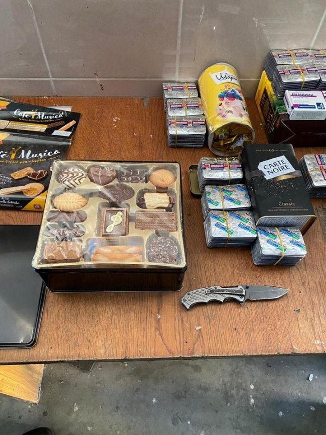 Волинські митники завадили масштабній контрабанді ліків і стероїдів 