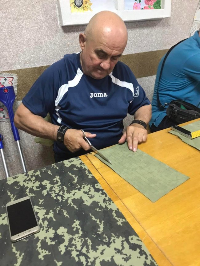 Як підопічні Луцького геріатричного пансіонату долучаються до підтримки ЗСУ. ФОТО