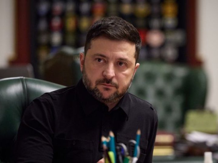 Планували на цей тиждень, але відклали: Зеленський назвав причину паузи у переговорах