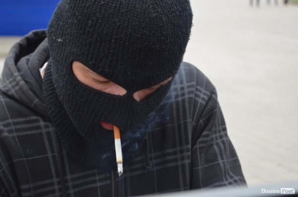 «Піаніст-екстреміст» грав у цертрі Луцька на революційному піаніно. ФОТО. ВІДЕО