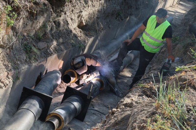На проспекті Волі у Луцьку замінюють тепломережу протяжністю понад тисячу метрів