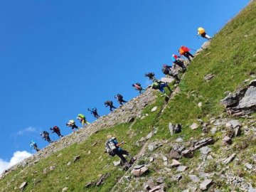 Волиняни підкорили одну з найвищих гір Грузії. ФОТО