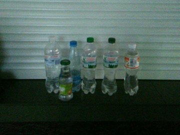 Біля торгового центру в Луцьку продавали сурогат