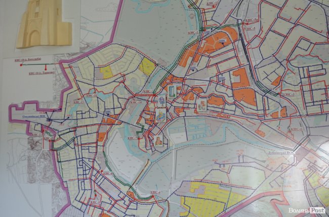 Екскурсія володіннями «Луцькводоканалу»: переконують, що сморід – не їхня вина