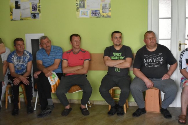 Волинському госпіталю подарували сучасний безконтактний тонометр. ФОТО