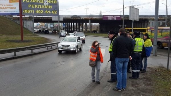 Автомайдан поїхав в гості до Януковича. ФОТО