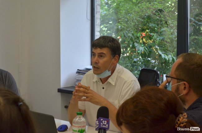 Не «пройдуть» навіть помідорні кісточки: у Луцьку презентували проект модернізації очисних споруд