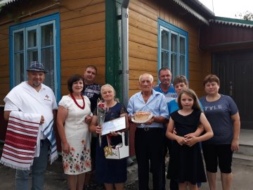 «Шлюбні» рекордсмени: на Волині привітали 10 подружніх пар, які прожили разом більше 50 років