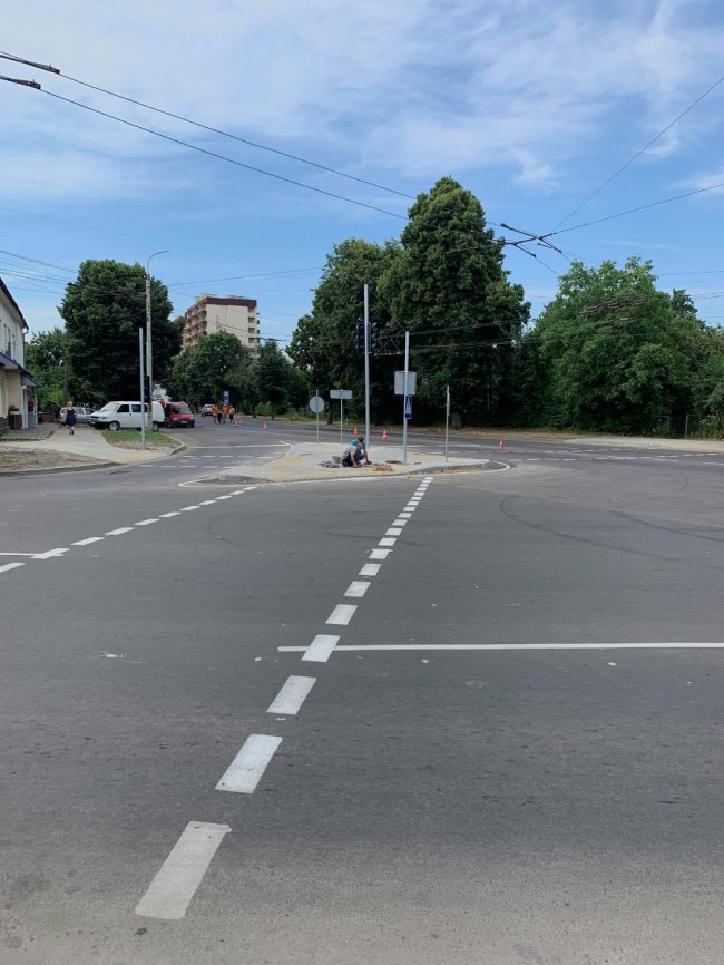 У Луцьку на небезпечному перехресті встановили світлофор 