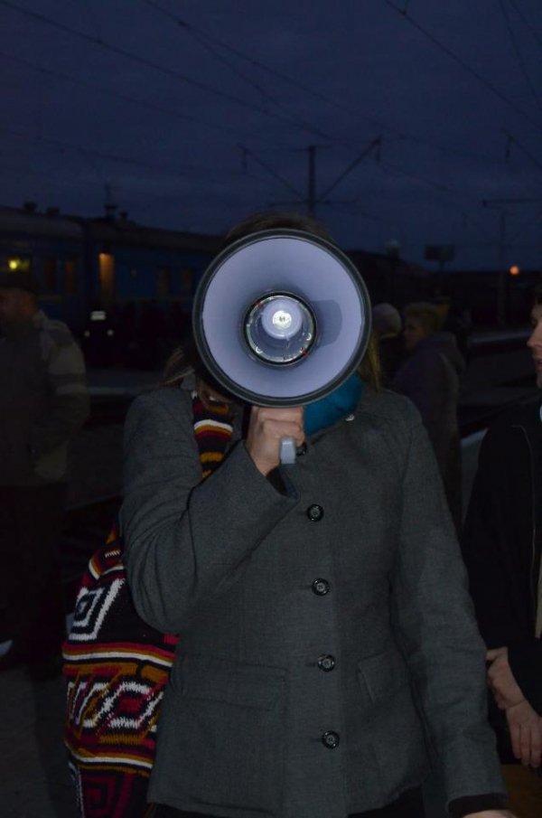 Як у Луцьку зустрічали потяг «Ковель – Чернівці». ФОТО