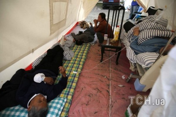 Китай очухується від землетрусів. ФОТО