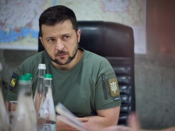 «Маємо бути готові»: Зеленський зібрав нараду у Львові через загрозу із Білорусі. ВІДЕО