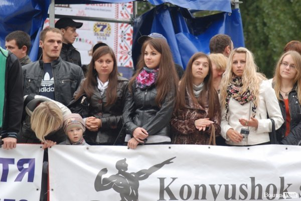 Як у Луцьку змагалися силачі. ФОТО