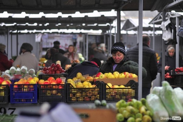 Центральний ринок. БУДНІ МІСТА