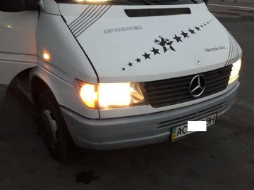 На Волині поліцейські карають маршрутників, які їздять з порушеннями. ФОТО