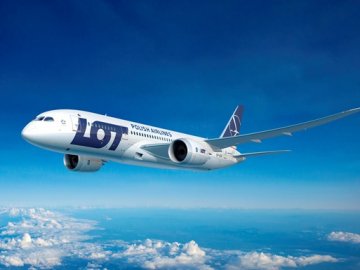 У Києві через туман не зміг приземлитися літак з Варшави