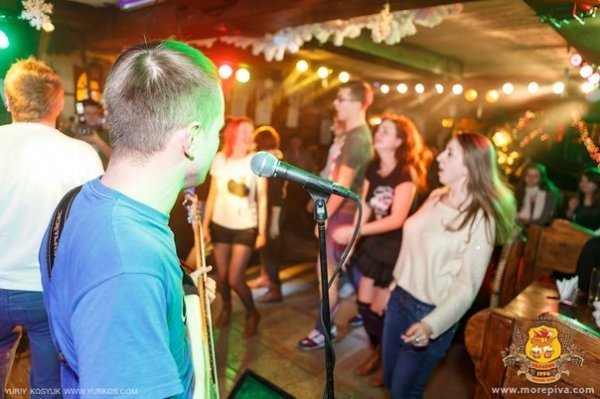 У Луцьк привезли позитивний рок. ФОТО