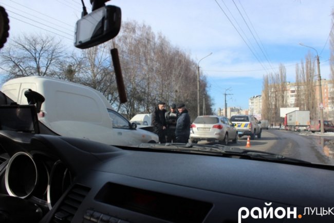Аварія у Луцьку: зіткнулись дві автівки