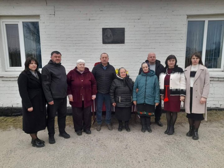 У ліцеї на Волині відкрили меморіальну дошку на честь воїна-випускника. ФОТО