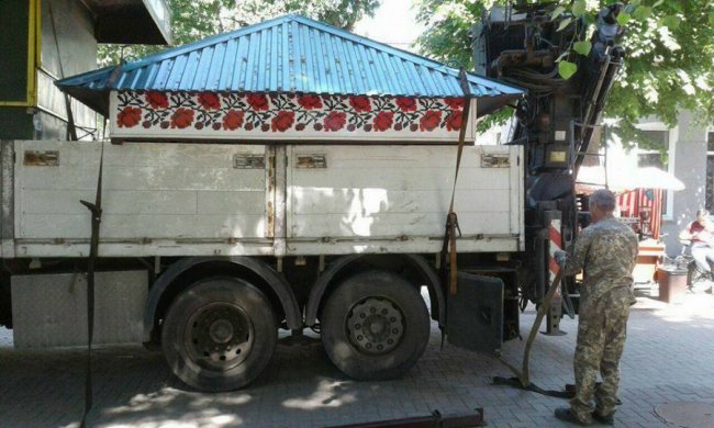 Муніципали знесли кіоски на Конякіна і Лесі Українки