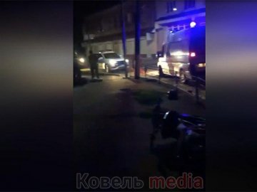 У Ковелі мотоцикліст не впорався з керуванням і вилетів на тротуар. ВІДЕО