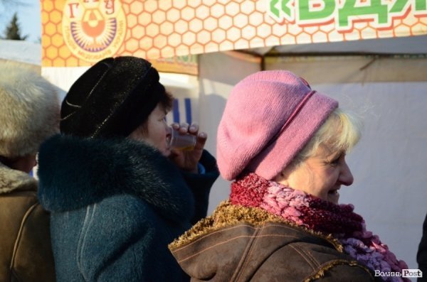 У Луцьку куштують, п’ють та лікуються медами. ФОТО  