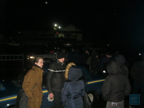 Незаконно затримали на митниці Устилуга двох демобілізованих учасників АТО. ФОТО. ВІДЕО