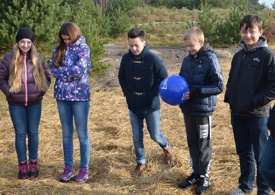 На Волині діти садили дерева. ФОТО