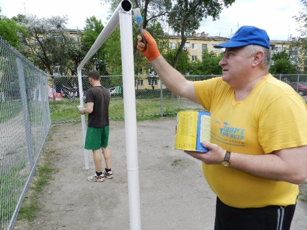 У Луцьку впорядковували спортивні майданчики. ФОТО