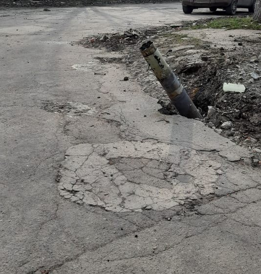 Росія знову вдарила по Мар’їнці фосфорними бомбами. ФОТО