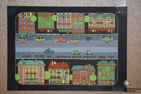 Луцька художниця «перевернула» проспект Волі. ФОТО