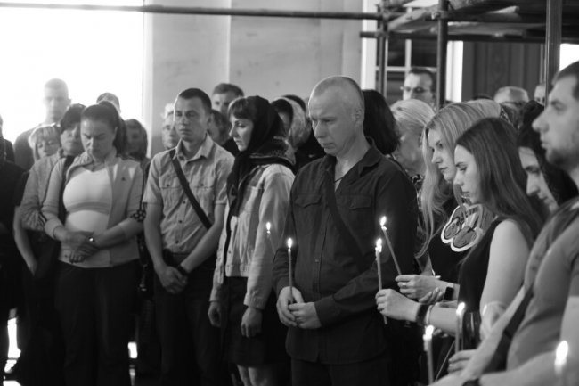 Лучани попрощалися із Героєм Романом Гаврилюком