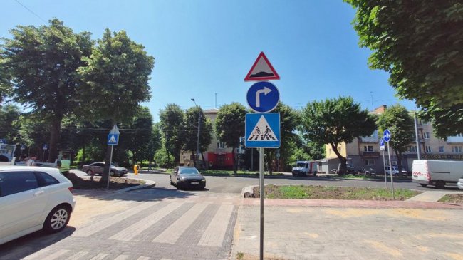 На проспекті Волі в Луцьку – нові дорожні знаки